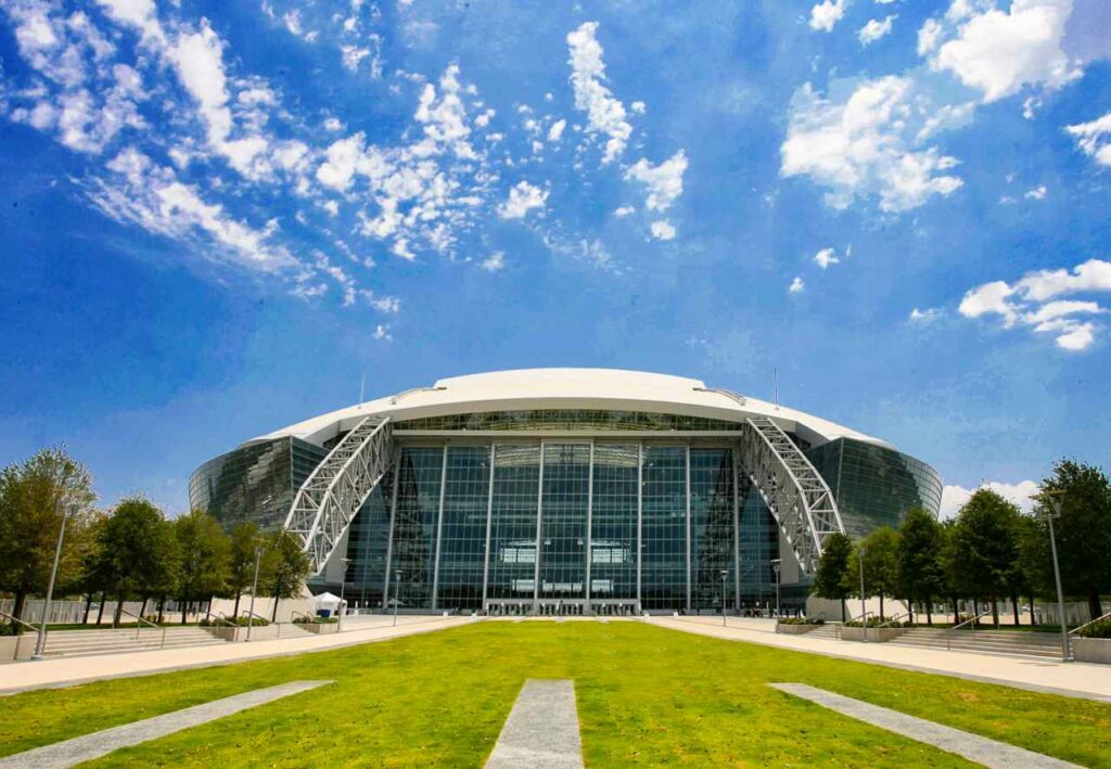 A shot of AT&T stadium in Arlington, TX on a sunny day